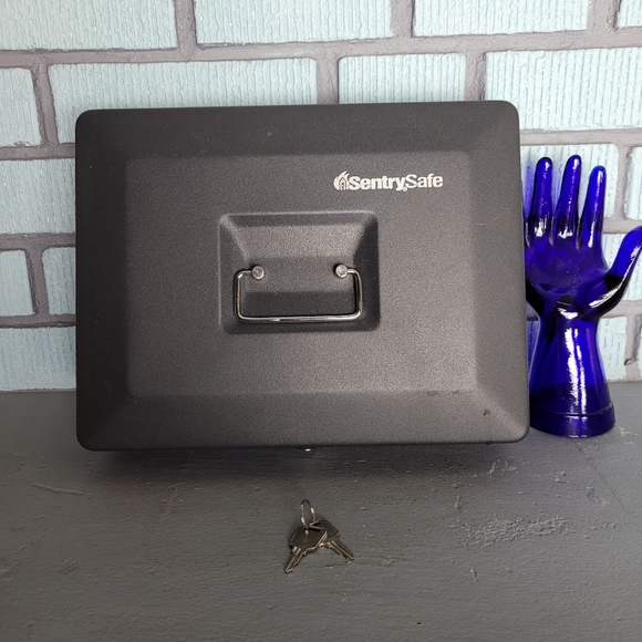 Storage & Organization Sentry Safe Locking Cash Box Poshmark
